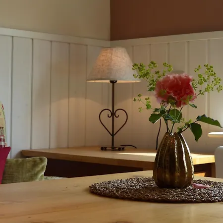 Werts Hof Ferienwohnen بيت للعطل روشنبرج